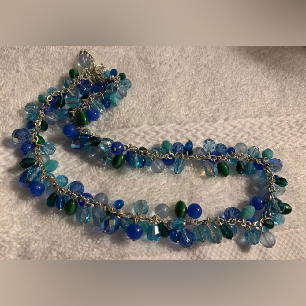 #J940 - Fun!!! Cha-cha Style Bead Necklace in Blue, Green, Aqua, Silver